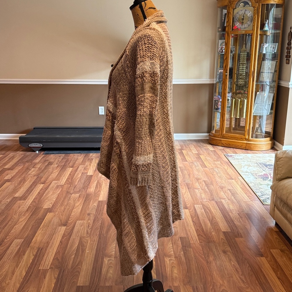Forever 21 size small open front cardigan with neutral colors and gold lining - Picture 3 of 5